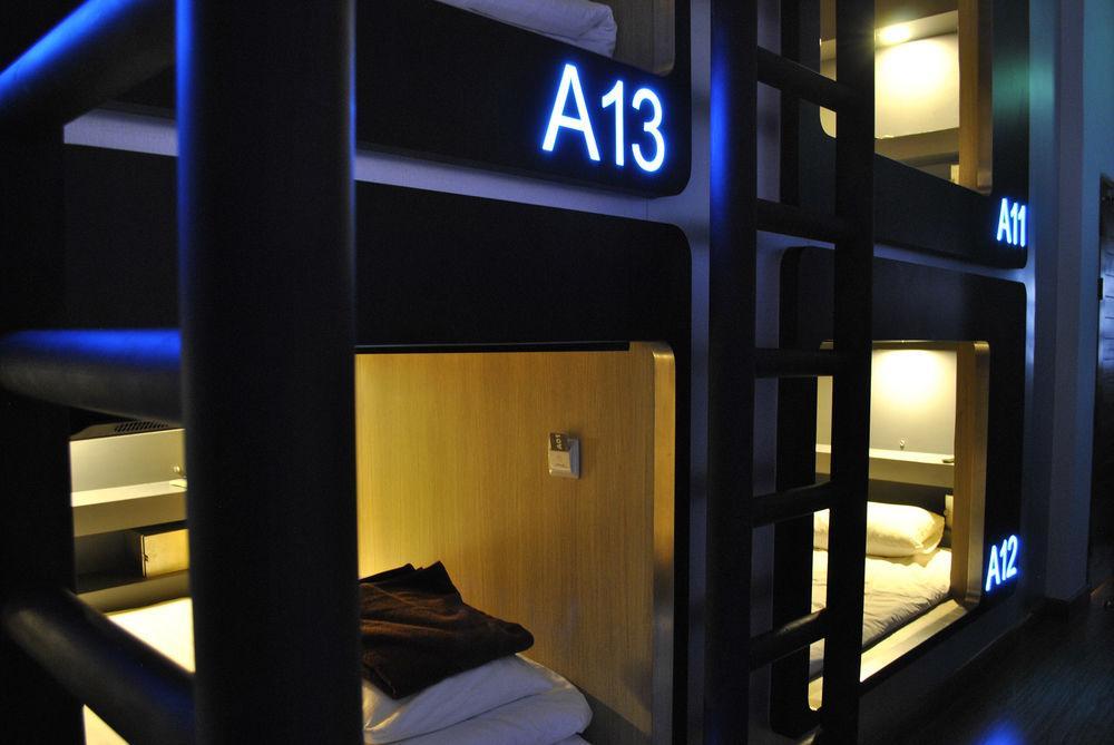 Mybed Ratchada Hotel Bangkok Buitenkant foto